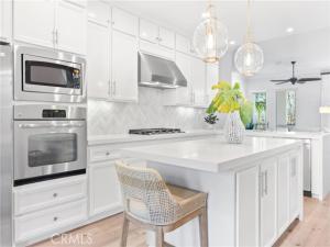 MLS #OC25232479 image #0