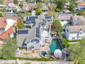 MLS #OC25232568 image #0