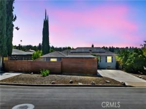 MLS #OC25232573 image #0