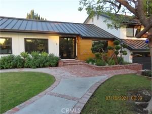 MLS #OC25232666 image #0