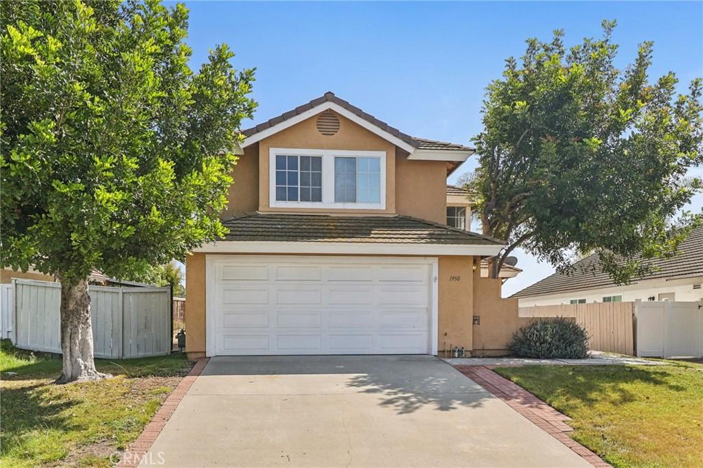 MLS #OC25232743 image #0