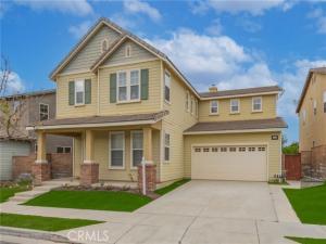 MLS #OC25232972 image #0