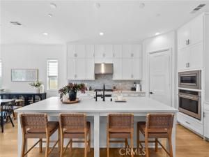 MLS #OC25233317 image #0