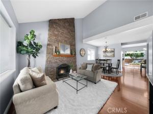 MLS #OC25233322 image #0