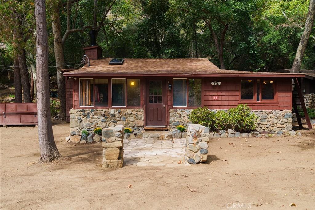 MLS #OC25233628 image #0