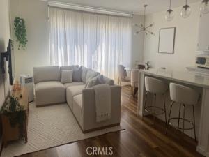 MLS #OC25233766 image #0