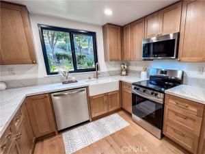 MLS #OC25233850 image #0