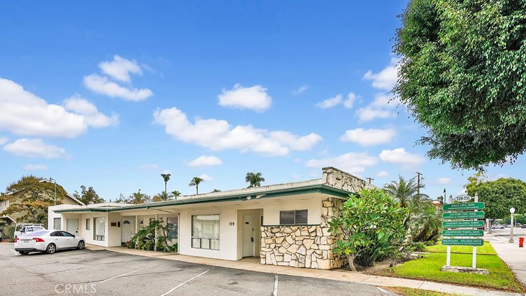 MLS #OC25233859 image #0