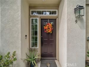 MLS #OC25234029 image #0