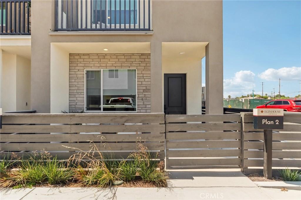 MLS #OC25234659 image #0