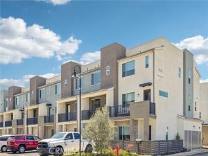 MLS #OC25234707 image #0