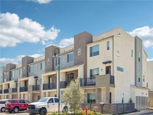 MLS #OC25234707 image #0