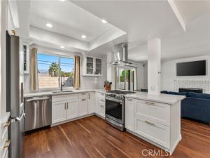 MLS #OC25234928 image #0