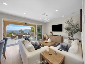 MLS #OC25234971 image #0