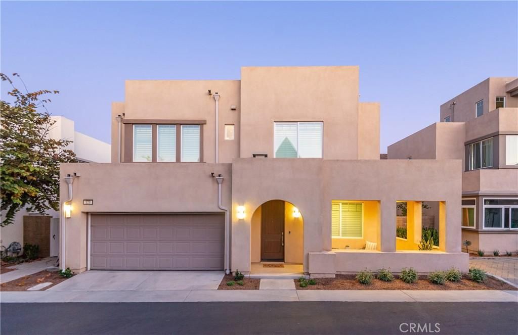 MLS #OC25235349 image #0