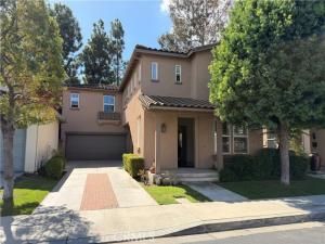 MLS #OC25235398 image #0