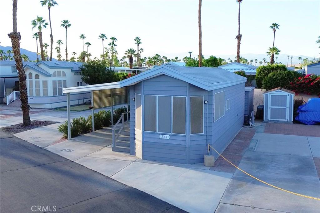 MLS #OC25235399 image #0