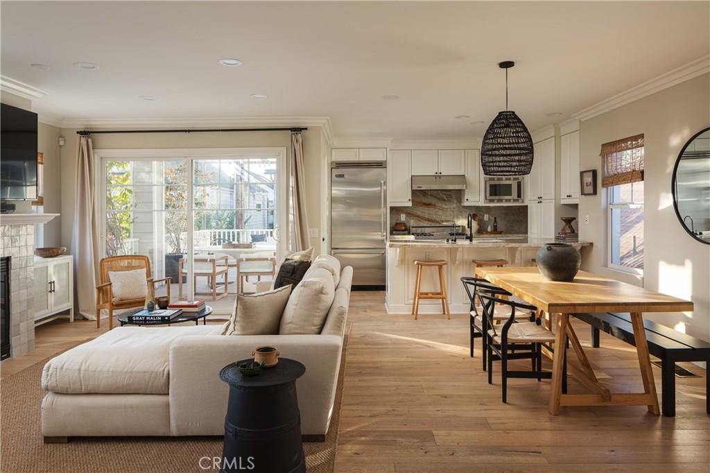 MLS #OC25235503 image #0