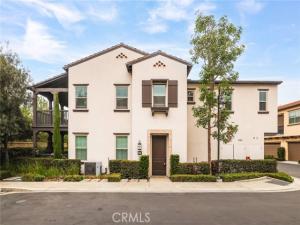 MLS #OC25235608 image #0