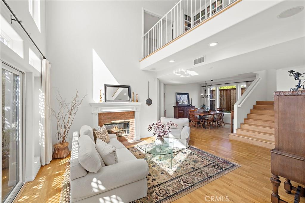 MLS #OC25235642 image #0