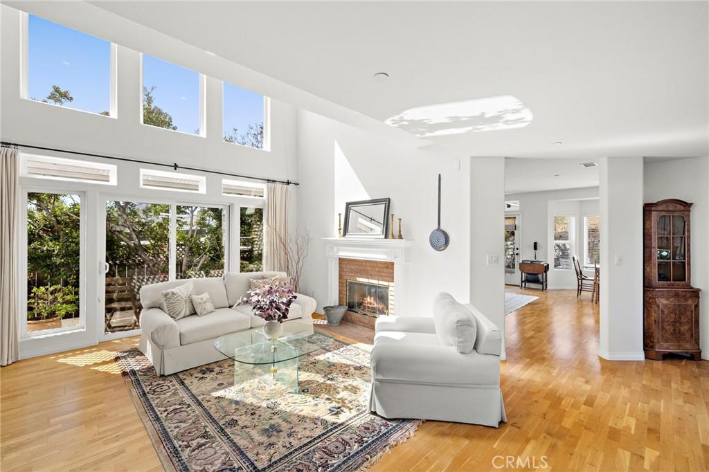 MLS #OC25235642 image #0