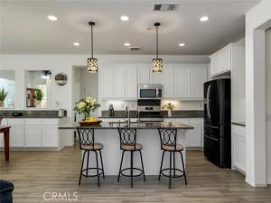 MLS #OC25235700 image #0