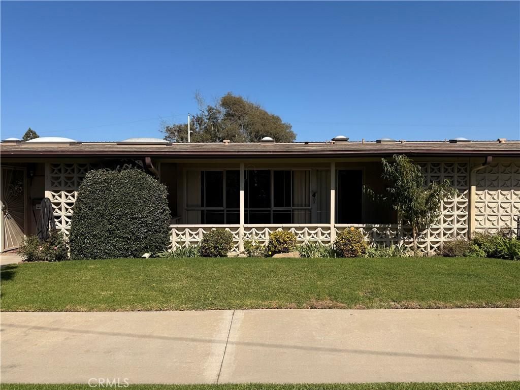 MLS #OC25235855 image #0