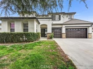 MLS #OC25235955 image #0