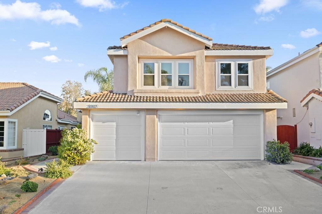 MLS #OC25236050 image #0