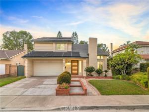 MLS #OC25236120 image #0