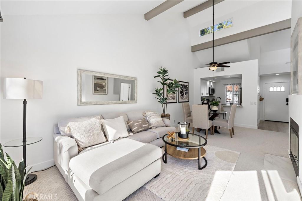 MLS #OC25236179 image #0