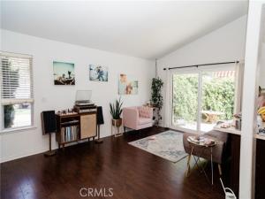 MLS #OC25236199 image #0