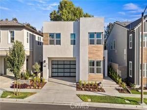 MLS #OC25236320 image #0