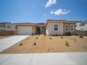 MLS #OC25236324 image #0