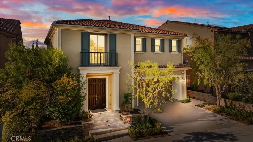 MLS #OC25236336 image #0