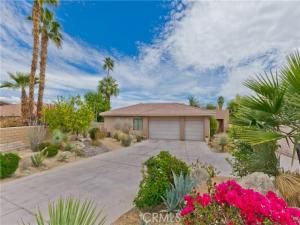 MLS #OC25236453 image #0