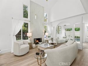 MLS #OC25236559 image #0