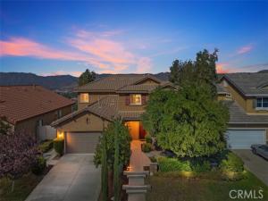 MLS #OC25236601 image #0