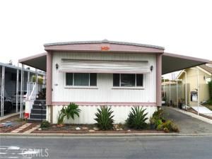 MLS #OC25236924 image #0