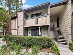 MLS #OC25236970 image #0