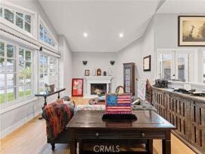 MLS #OC25237010 image #0