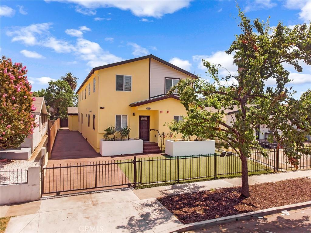 MLS #OC25237243 image #0