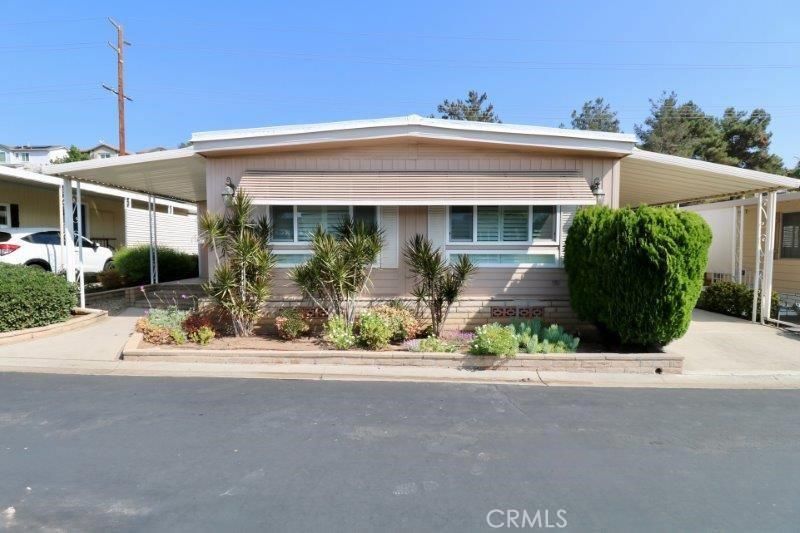 MLS #OC25237648 image #0