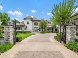 MLS #OC25237764 image #0