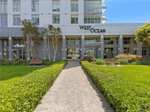 MLS #OC25238041 image #0