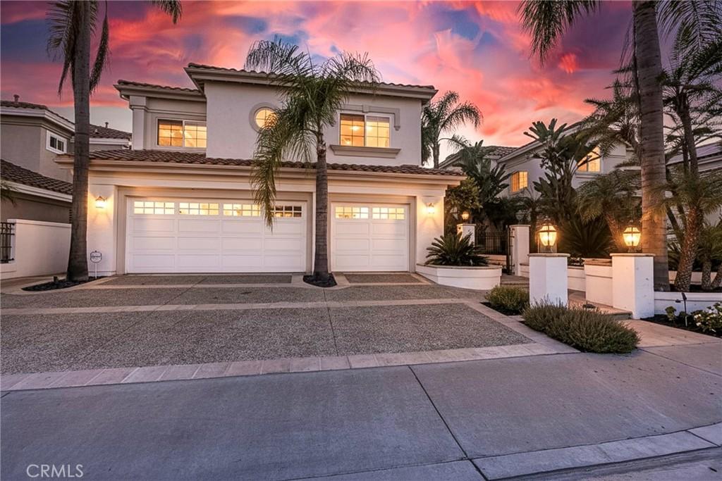 MLS #OC25238106 image #0