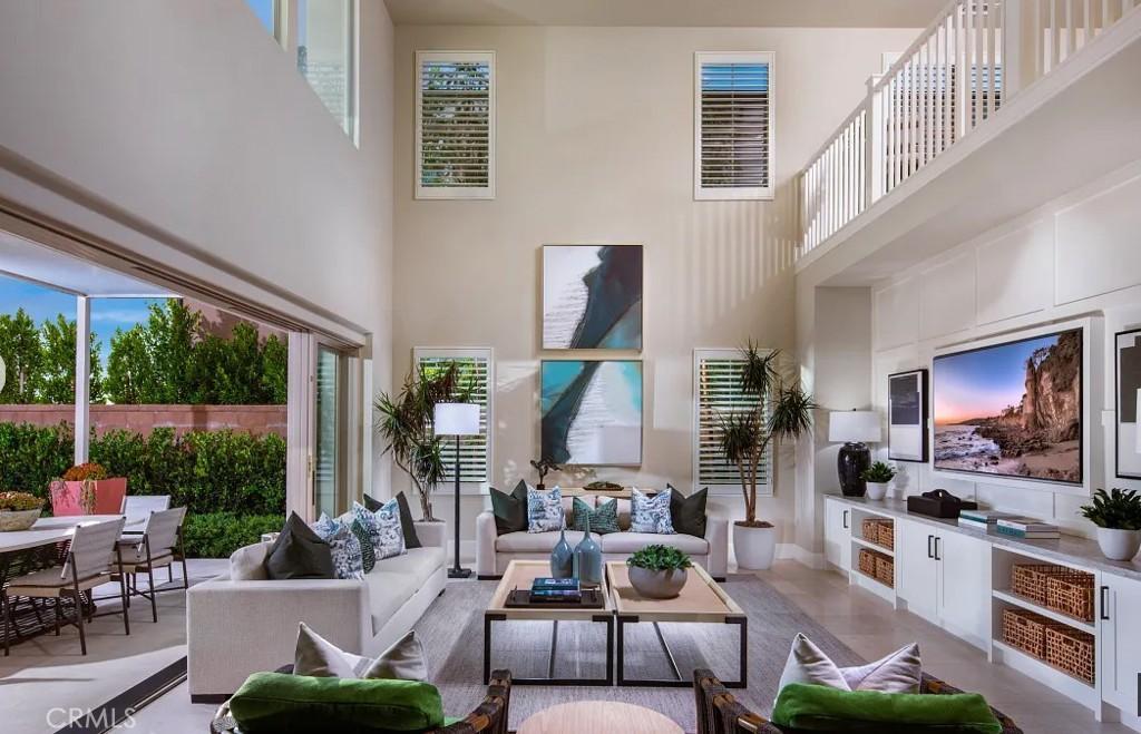 MLS #OC25238461 image #0