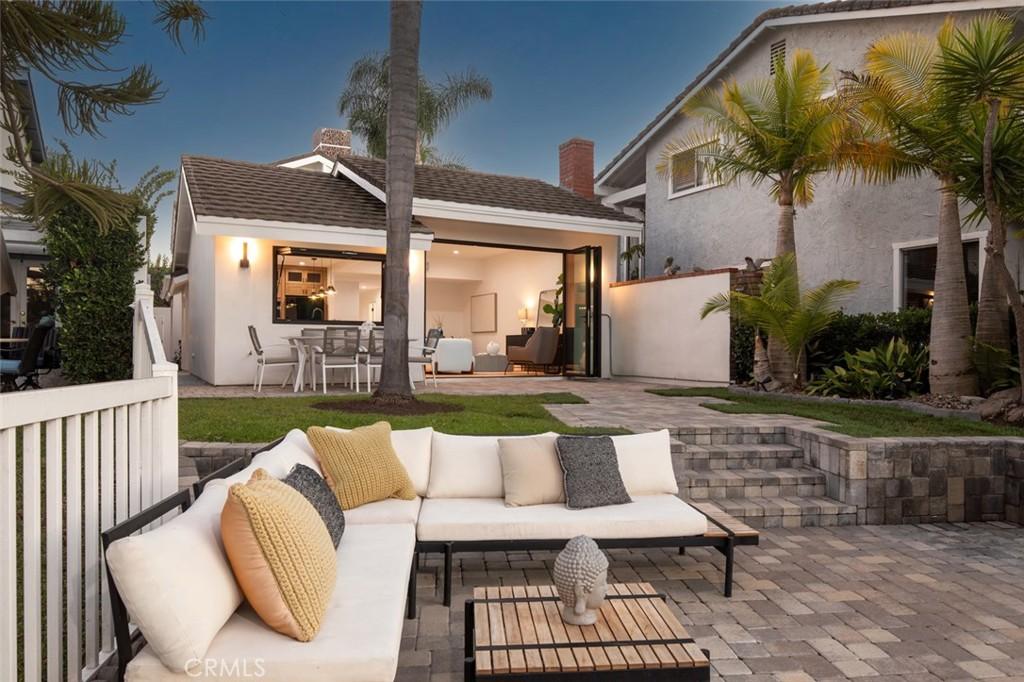 MLS #OC25238667 image #0