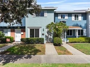 MLS #OC25238917 image #0