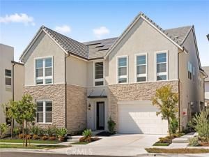 MLS #OC25239001 image #0